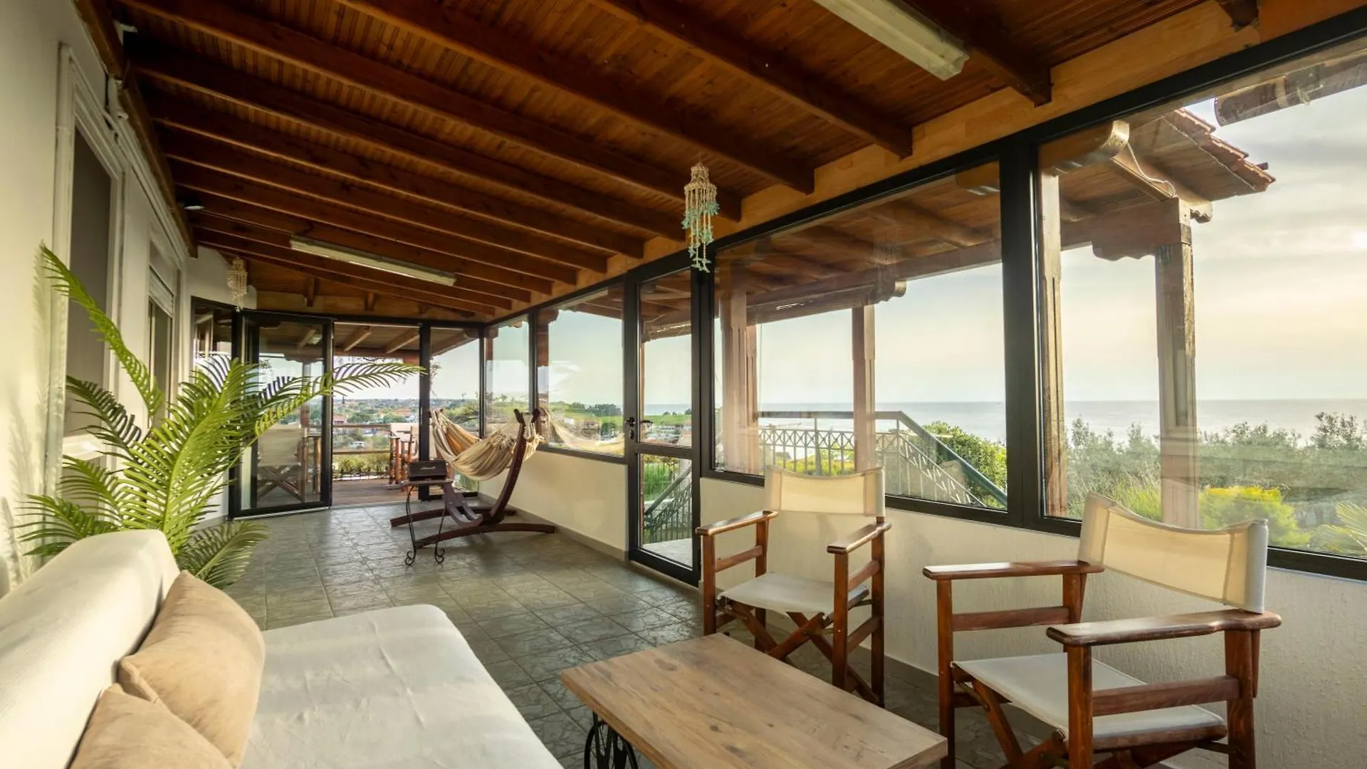Kariba House - Sunset View Villa Nea Poteidaia 0*,  Greece